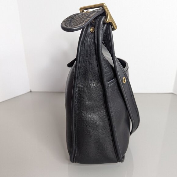 Coach Vintage Black Legacy Zip Shoulder Bag 9966 90's Leather Brass Hardware - Picture 7 of 10